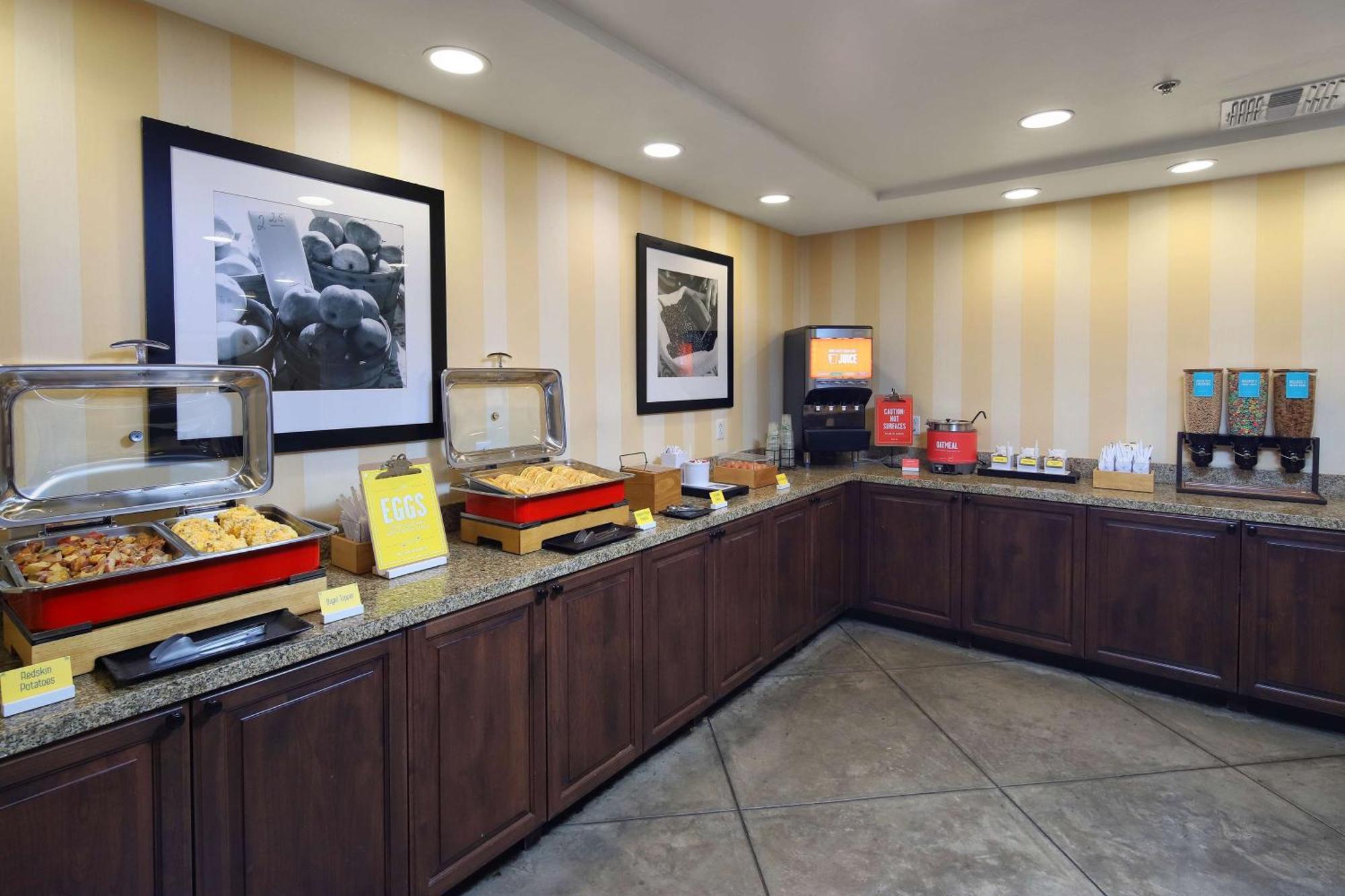 Hampton Inn & Suites Tucson Mall Экстерьер фото