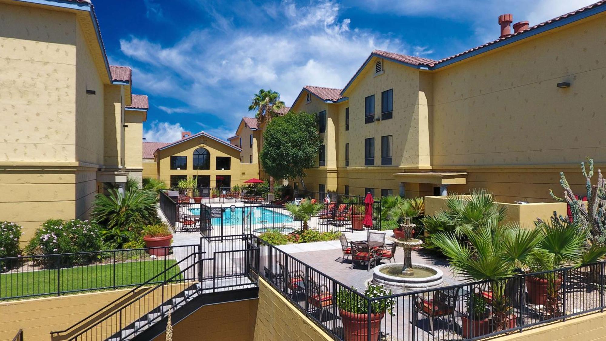 Hampton Inn & Suites Tucson Mall Экстерьер фото