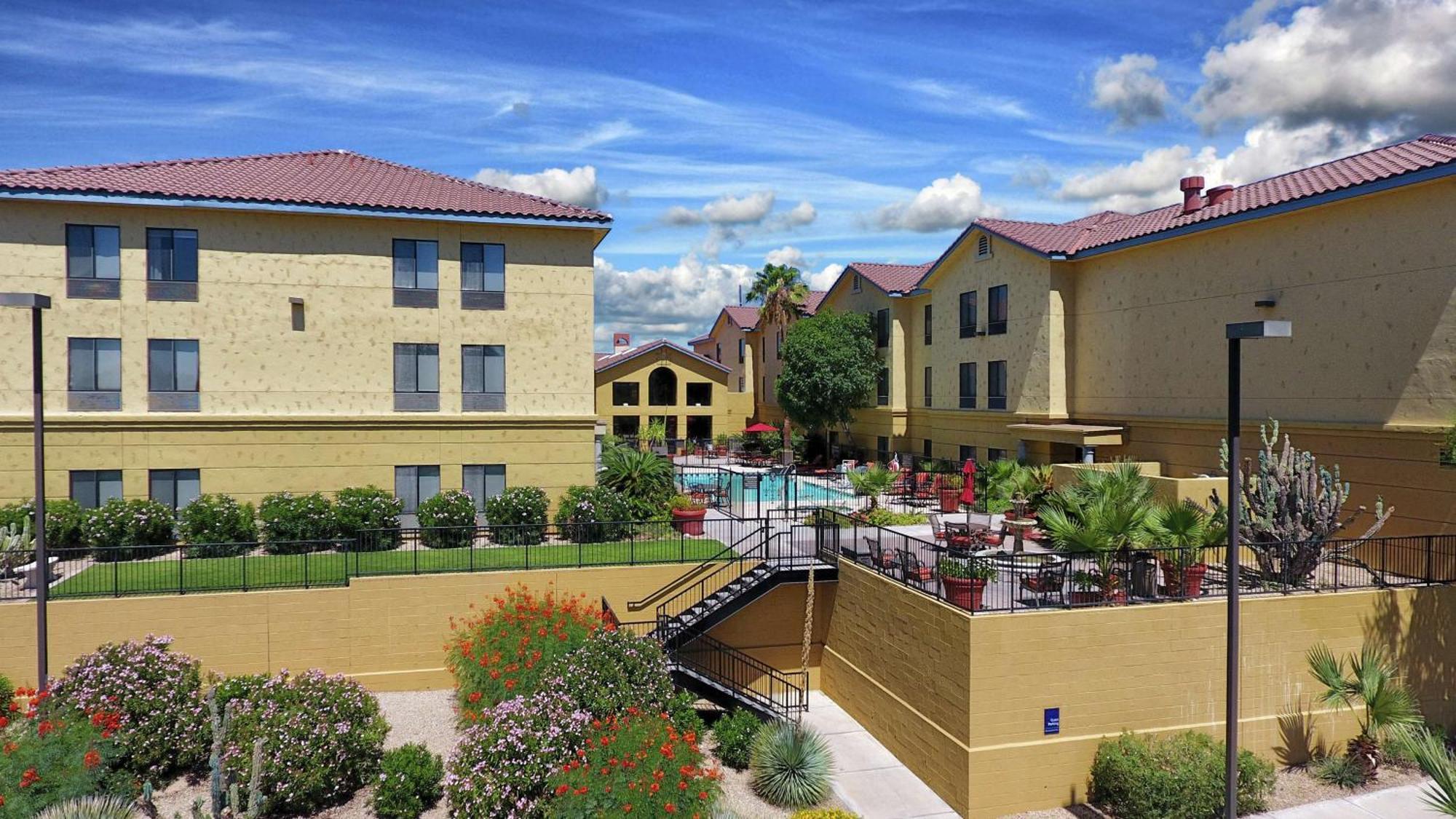 Hampton Inn & Suites Tucson Mall Экстерьер фото