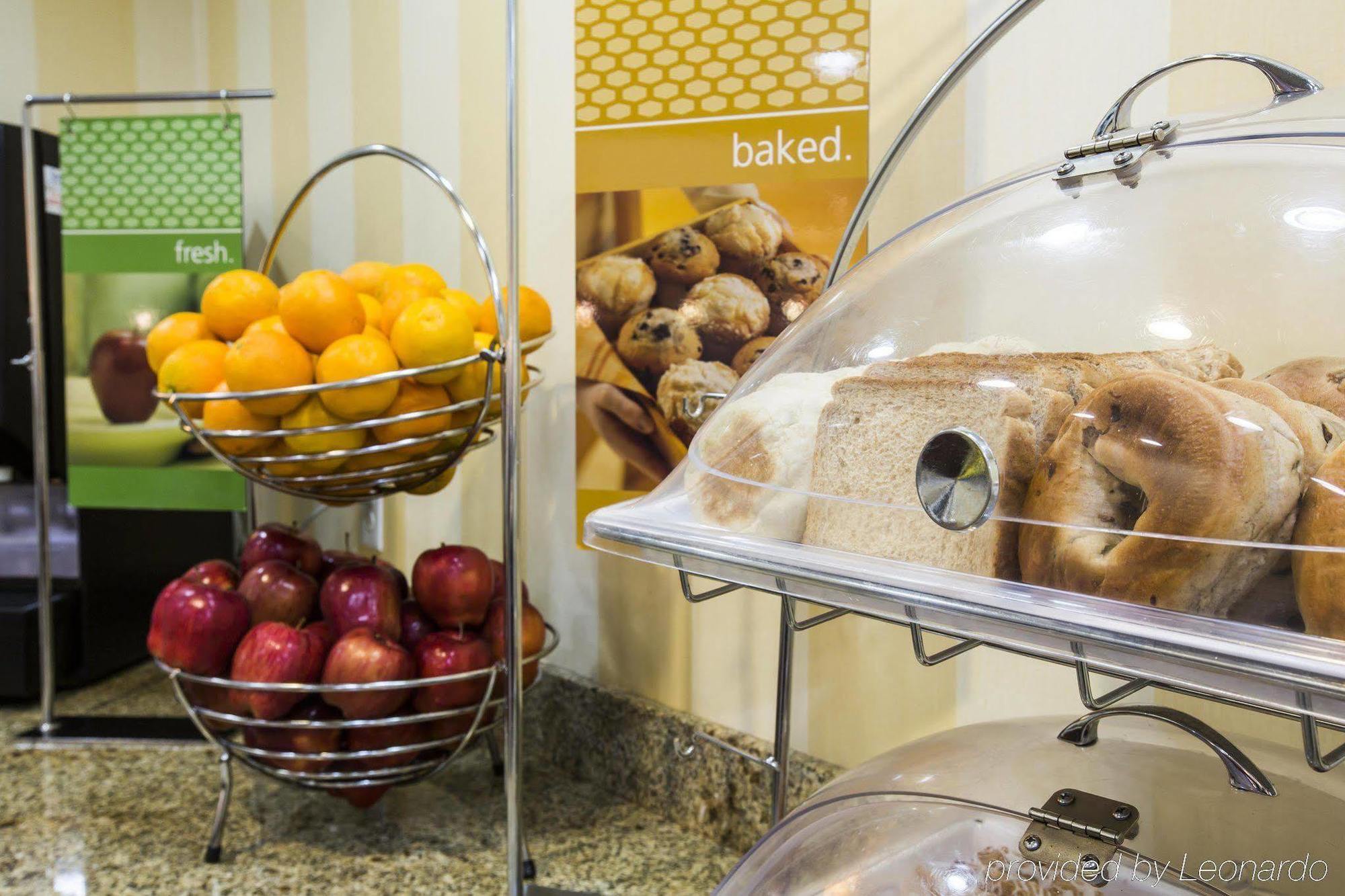 Hampton Inn & Suites Tucson Mall Экстерьер фото